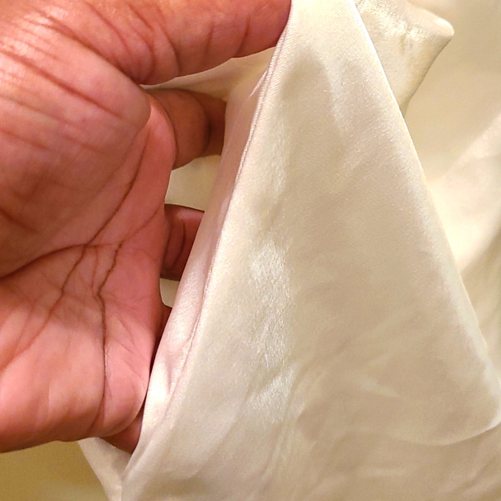 Dentelle Robe - Picture 7 of 9